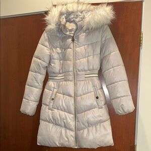 Michael kors Stylish grey Puffer Coat with Faux Fur Hood